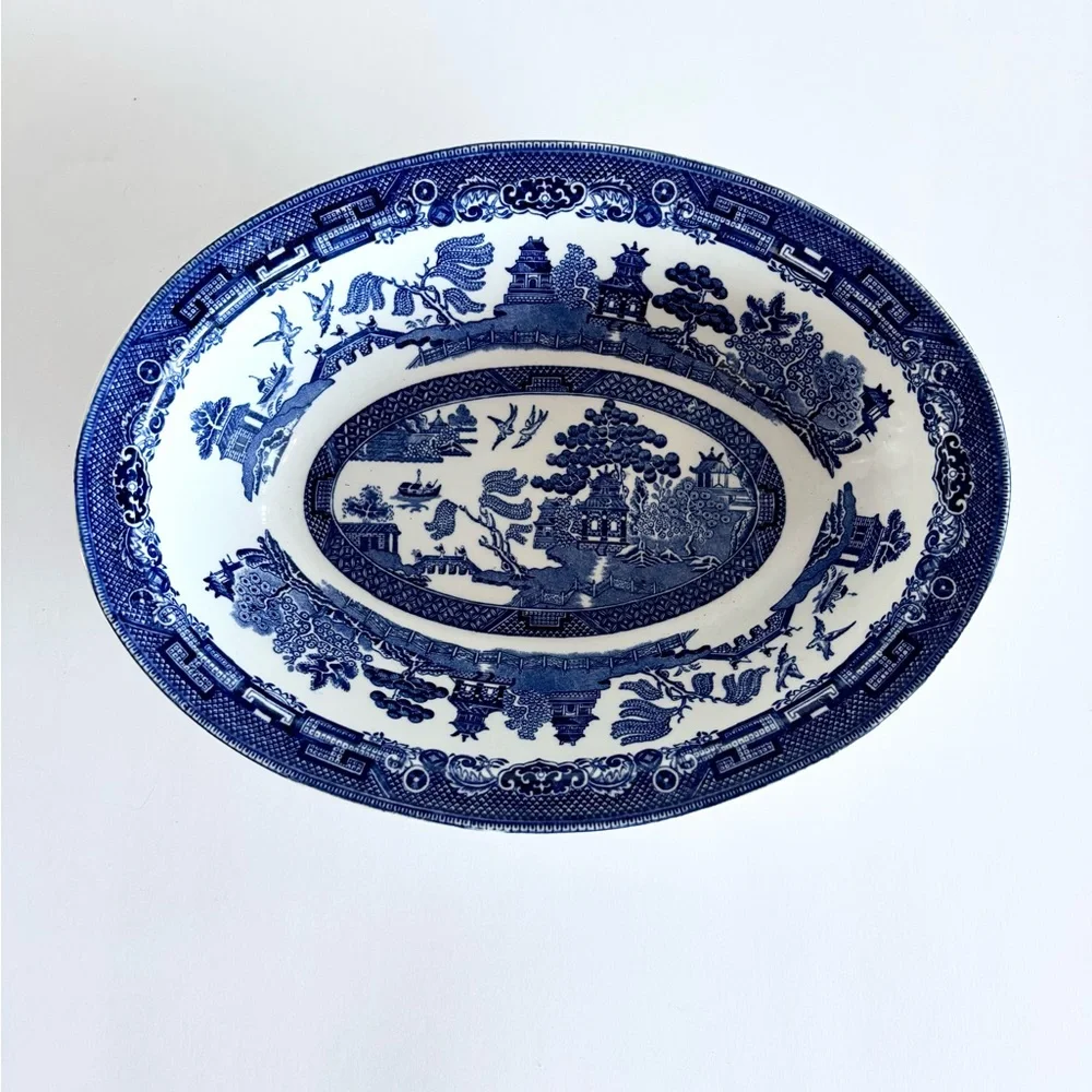 Vintage Johnson Bros Willow Blue 9 inch Vegetable Bowl England